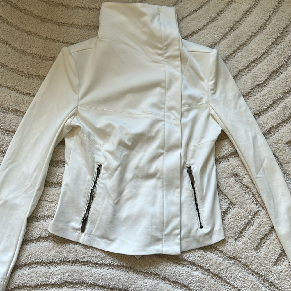 Asymmetrical blazer